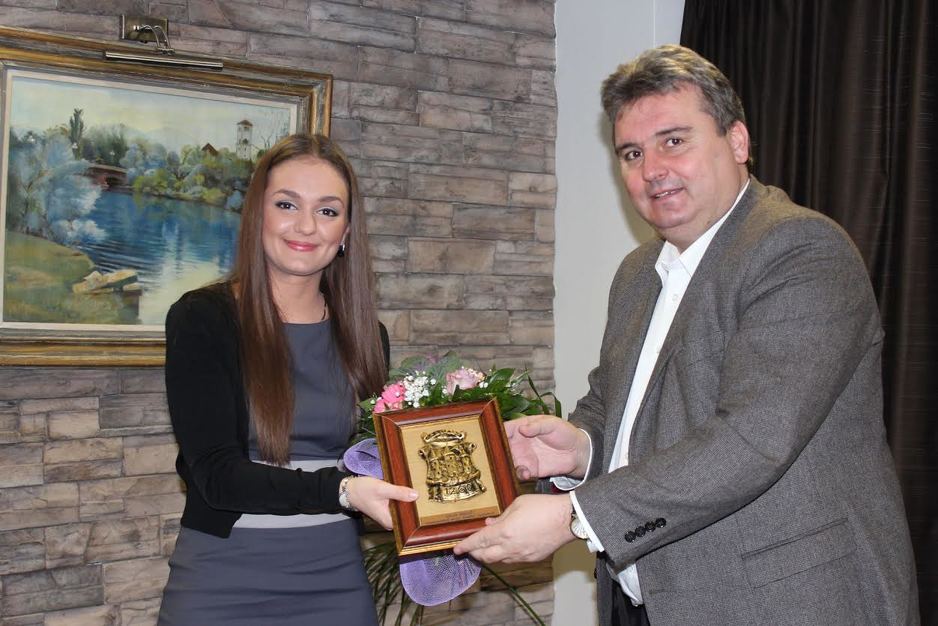 Hata Botonjić i načelnik Općine Bihać Emdžad Galijašević