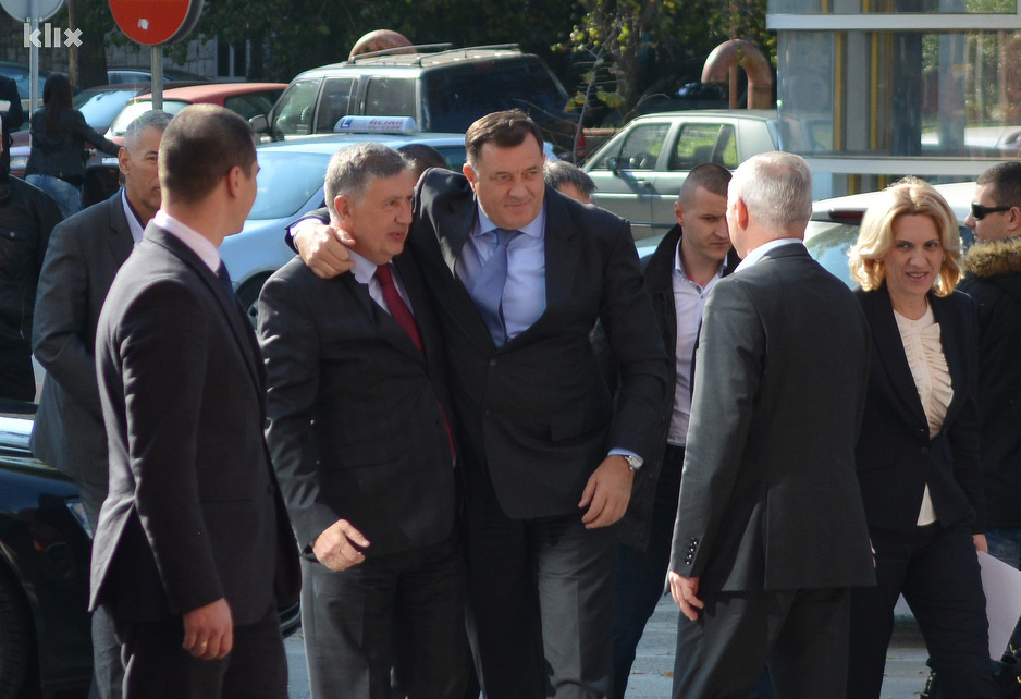 Nebojša Radmanović, Milorad Dodik i Željka Cvijanović (Foto: Željko Miličević/Klix.ba)