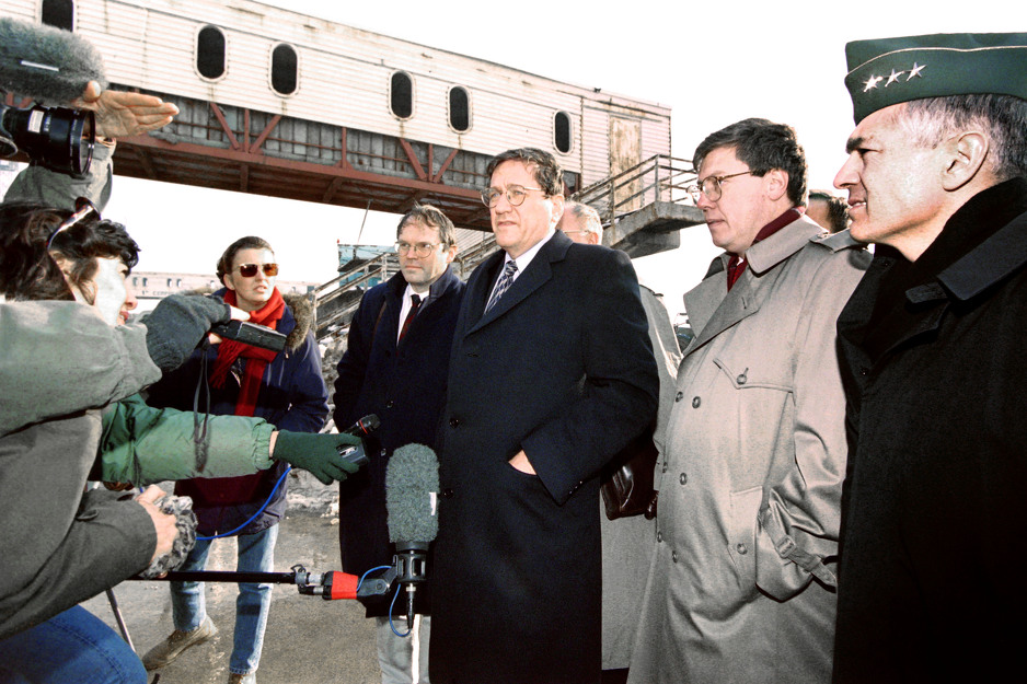 Clark sa Richardom Holbrookom u Sarajevu (Foto: AFP)