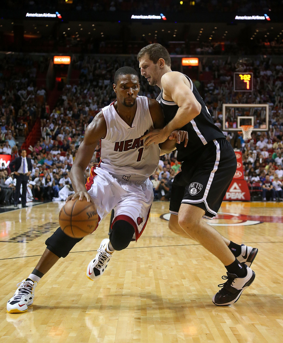 Chris Bosh i Mirza Teletović (Foto: AFP)