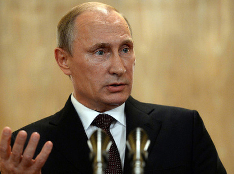 Putin smanjio svoju plaću za 10 posto