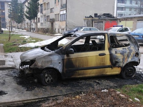 Izgorjeli automobil u Hrasnici (Foto: Nedim Grabovica/Klx.ba)