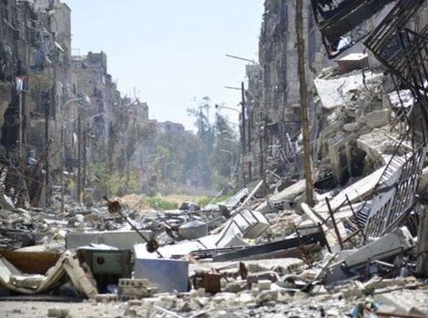 Kamp u Damasku nakon napada militanata Islamske države (Foto: AFP)