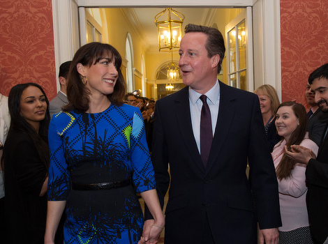 David Cameron sa suprugom Samanthom (Foto: AFP)