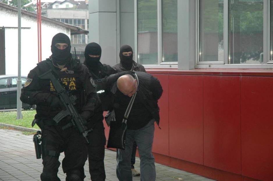 Privođenje Zdravka Cvjetinovića (Foto: SIPA)