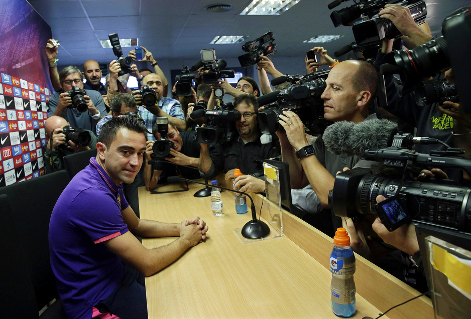 Xavi Hernandez na konferenciji za medije na kojoj je objavio da odlazi (Foto: EPA)