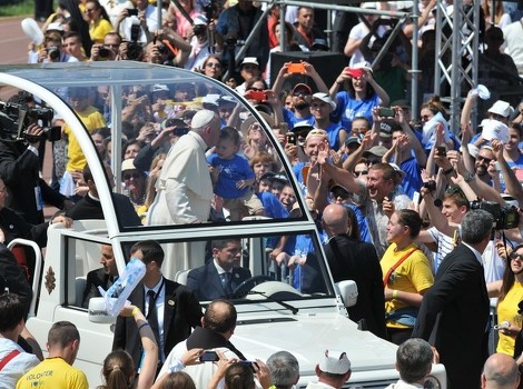 Papa Franjo na Koševu (Foto: Nedim Grabovica/Klix.ba)