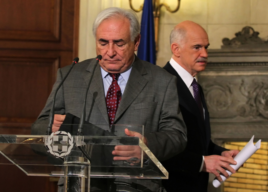 Bivši predsjednik MMF-a Dominique Strauss-Kahn i bivši premijer Grčke George Papandreou (Foto: AFP)