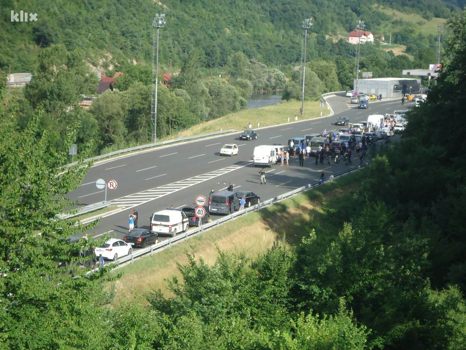 Naplatna rampa u Jošanici (Foto: Čitatelj/Klix.ba)