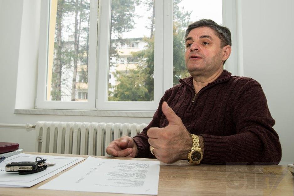 Mirko Okolić je postavljen za načelnika novoformiranog Odjeljenja za civilnu zaštitu Grada Doboja u decembru 2014, baš kada mu je isteklo pravo na „bijeli hljeb“. (Foto: CIN)
