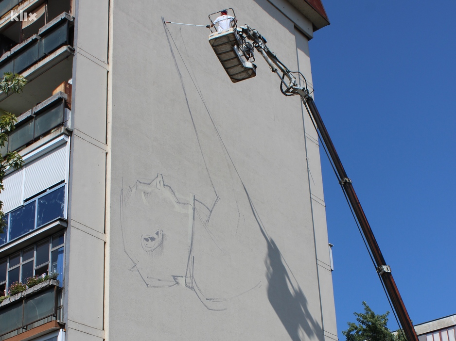Slikanje murala (Foto: Klix.ba)