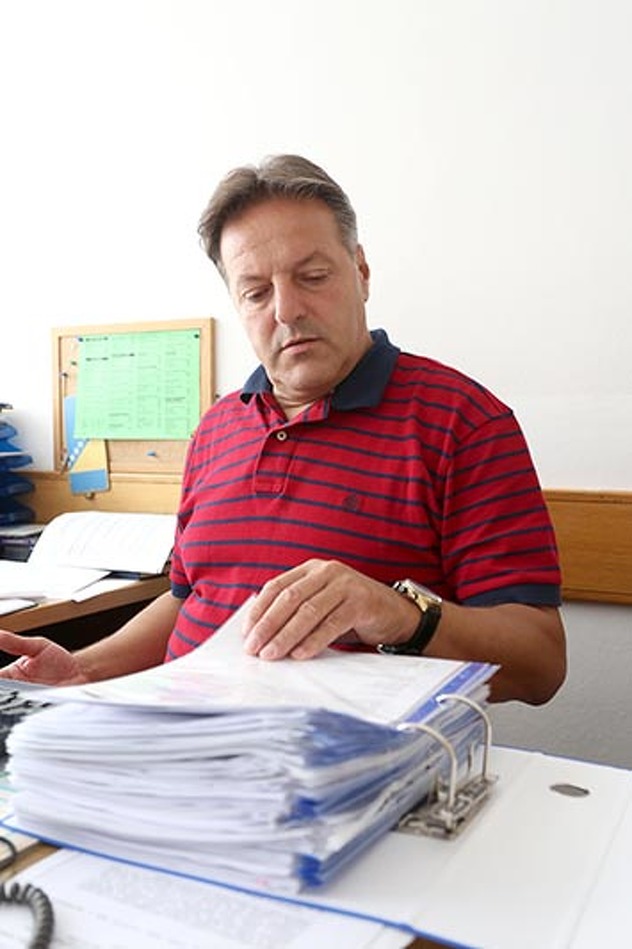 Službenik za informisanje Parlamentarne skupštine Zlatko Vukmirović kaže da se u Parlamentu ne gleda sa odobravanjem na objavu plata parlamentaraca. (Foto: CIN)