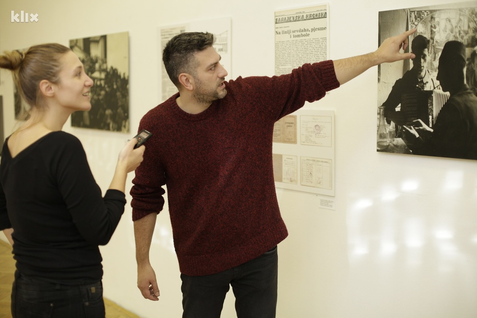 Damir Imamović je autor izložbe 'Sevdah, umjetnost slobode' (Foto: Edin Hadžihasić/Klix.ba)