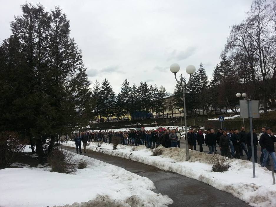 Radnici Krivaje na današnjim protestima (Foto: Zdici.info)