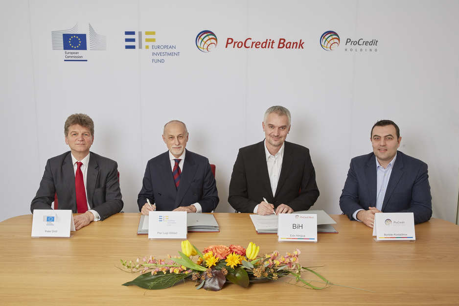s lijeva na desno: Peter Droll-EU, Pier Luigi Gilibert-EIF, Edin Hrnjica – ProCredit Bank BIH i Borislav Kostadinov-ProCredit Holding