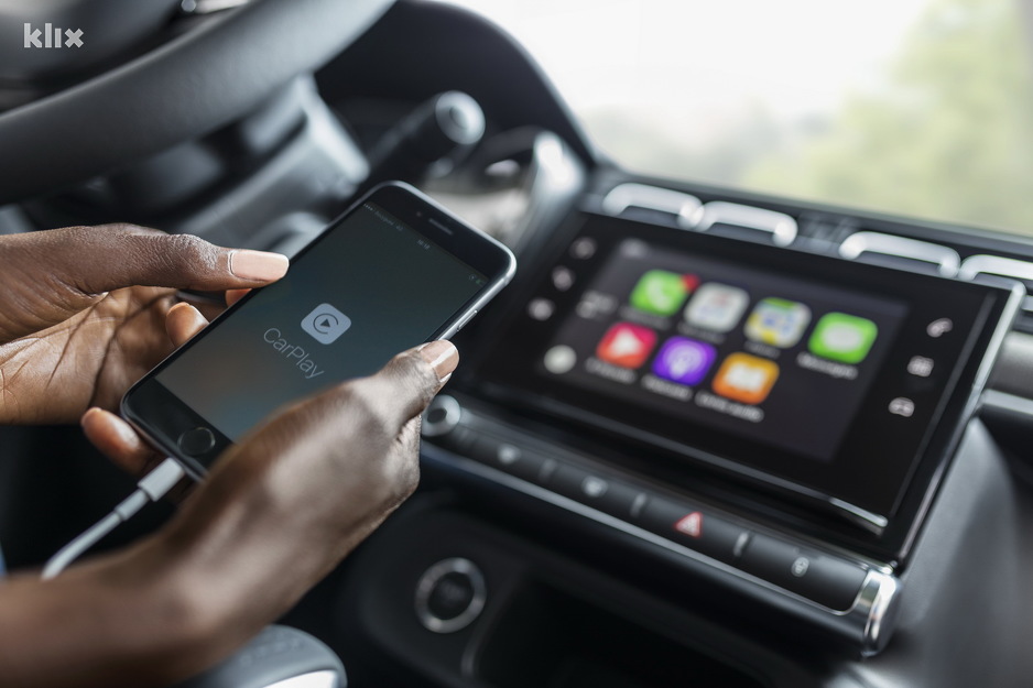 Mogućnost povezivanja uz Apple CarPlay (Foto: Facebook)