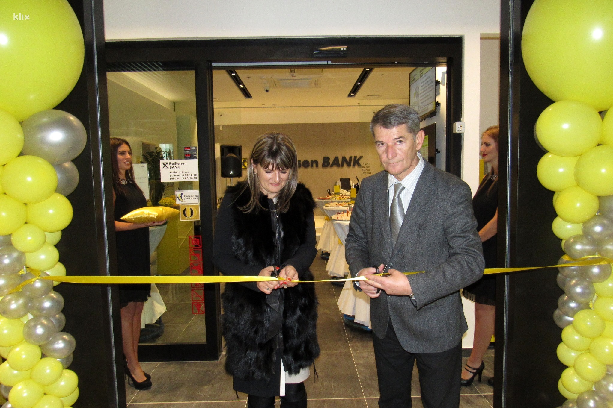 Tuzla Bogatija Za Jos Jednu Poslovnicu Raiffeisen Banke Klix Ba