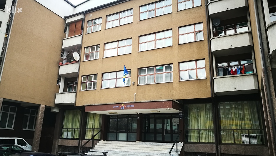 JU