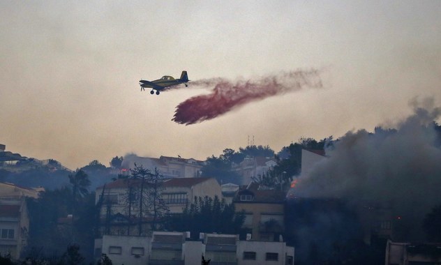 	 Izrael: Požar guta Haifu, evakuisane desetine hiljada ljudi 161124099.12_mn