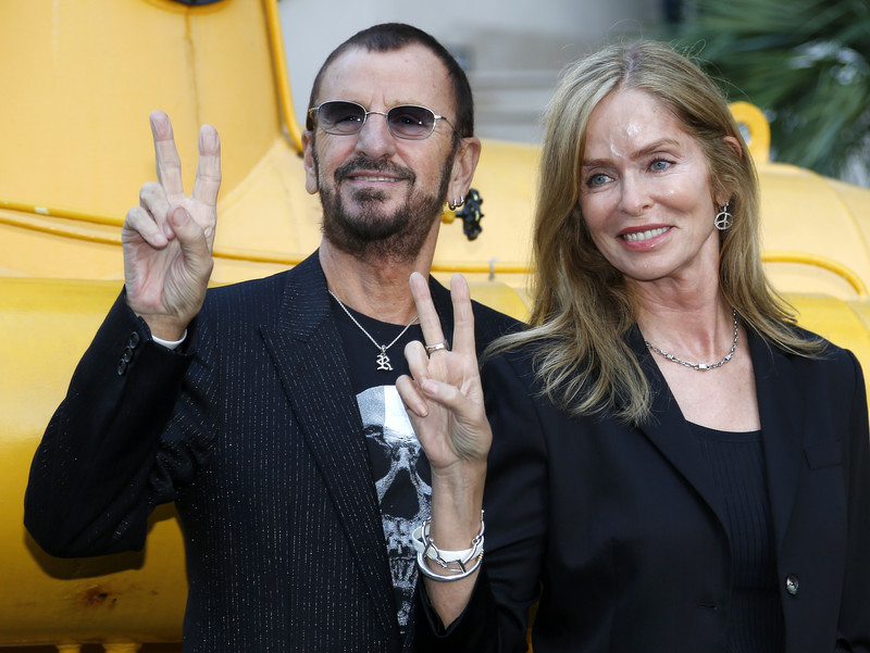 Ringo Starr i Barbara Bach (Foto: EPA)