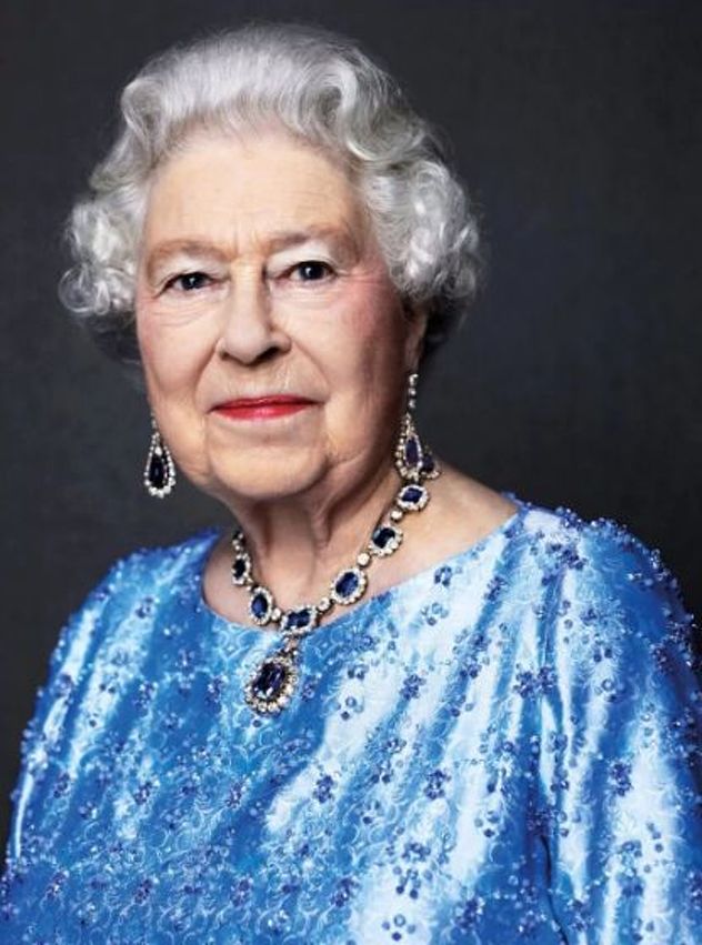 Portret kraljice Elizabete koji je snimio David Bailey
