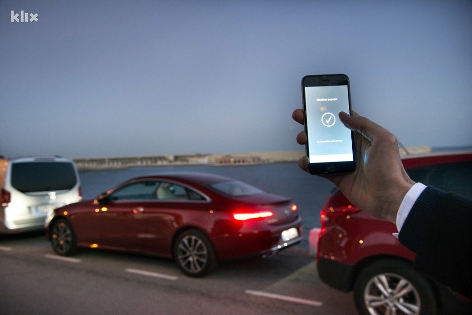 Parkiranje na daljinski dostupno je i u Coupe modelu. (Foto: Mercedes-Benz Press)