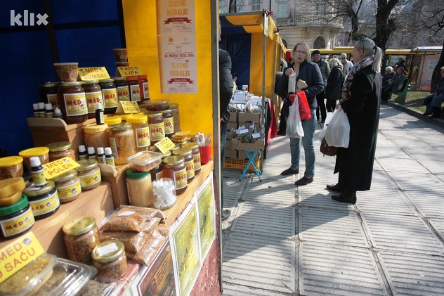 Sa sajma malih porodičnih firmi (Foto: Feđa Krvavac/Klix.ba)
