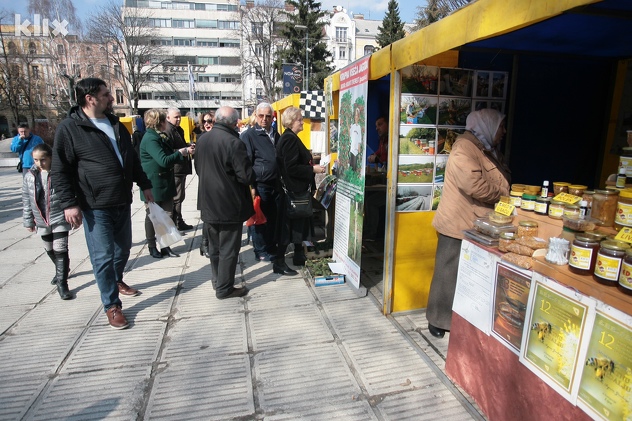 Sa sajma malih porodičnih firmi (Foto: Feđa Krvavac/Klix.ba)