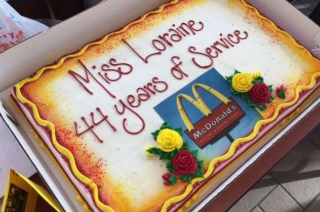 Torta za Loraine (Foto: Twitter)