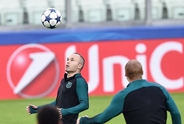 Trening Barcelone (Foto: EPA)