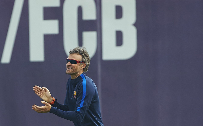 Luis Enrique je svjestan da bi mu ispadanje od Juventusa vjerovatno značilo i odlazak s klupe na kraju sezone (Foto: EPA)
