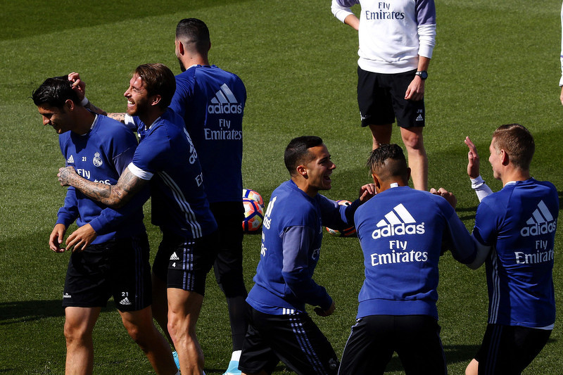 Igrači Real Madrida u odličnom raspoloženju dočekuju El Clasico. (Foto: EPA)