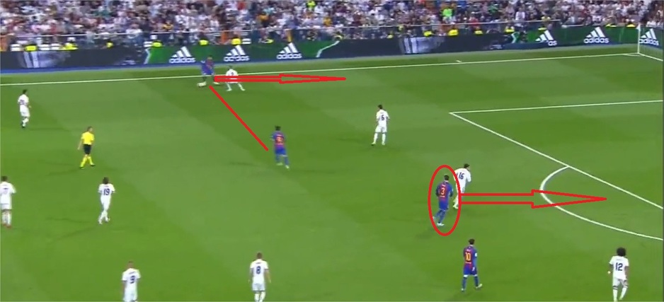 Gomes nakon duplog pasa sa Suarezom pronalazi Piquea koji propušta sjajnu šansu za 3:1. (Foto: Screenshot)
