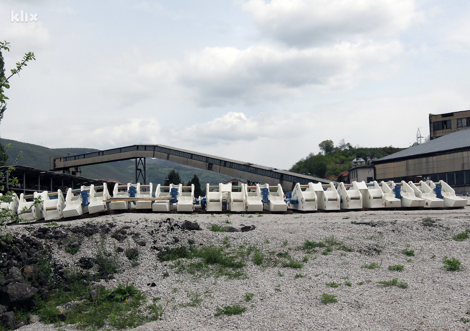 Oprema u krugu rudnika Raspotočje (Foto: Elmedin Mehić/Klix.ba)