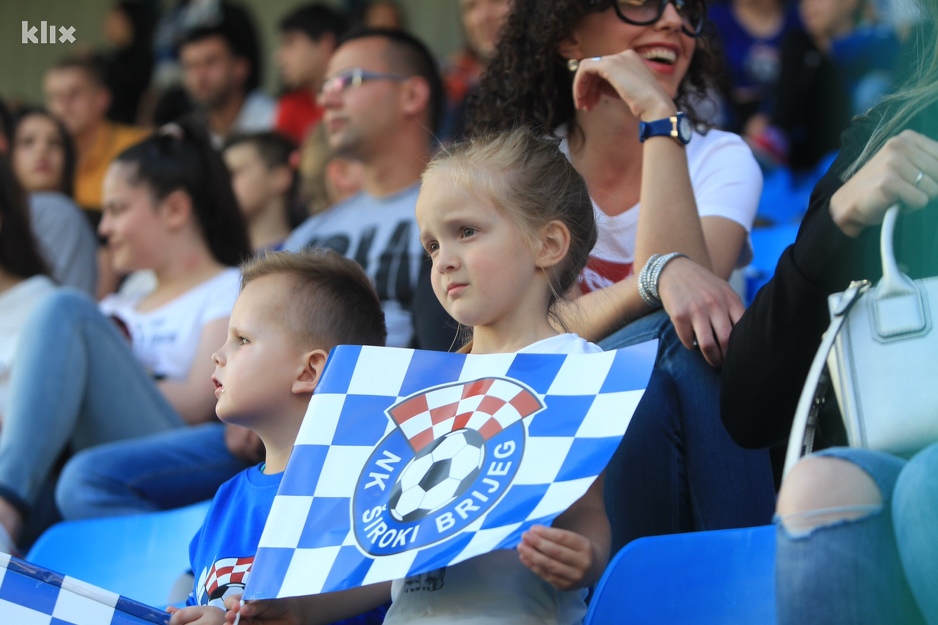 Prizor za svaku pohvalu prije početka meča (Foto: Feđa Krvavac/Klix.ba)
