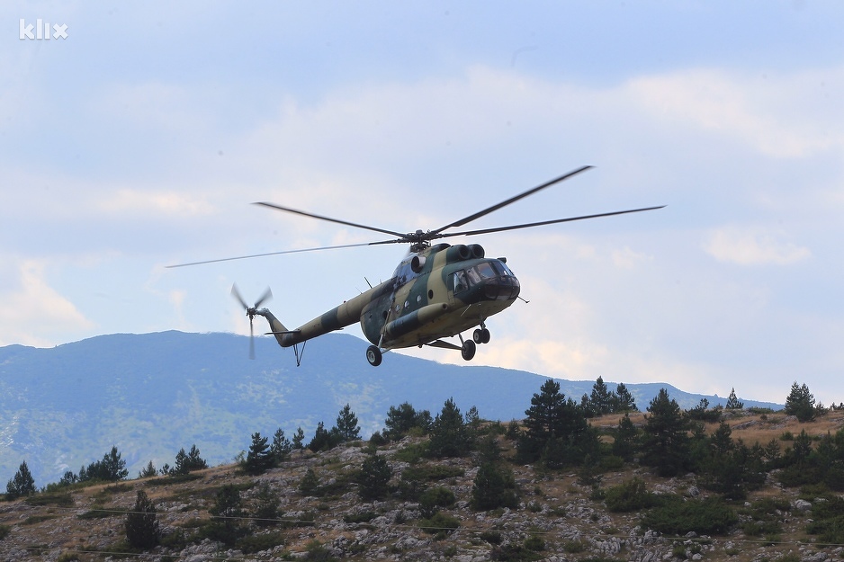 Helikopter OSBiH (Foto: Klix.ba)