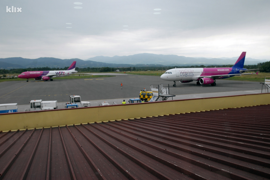 Međunarodni aerodrom Tuzla (Foto: Darko Zabuš/Klix.ba)