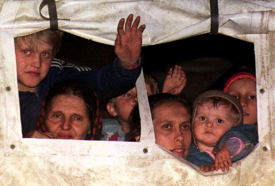 Konvoji Srebreničana (Foto: AFP)