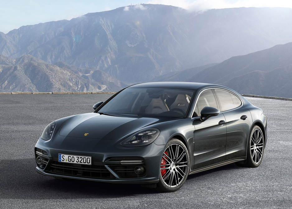 Porsche Panamera 4S