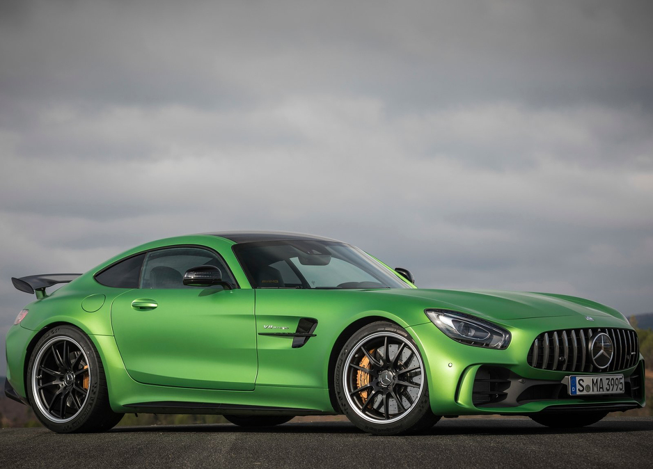 Mercedes-Benz AMG GT-R Coupe