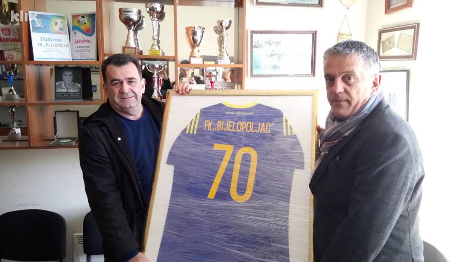 Predsjednik kluba Adem Macić zajedno sa Seadom Kajtazom. (Foto: Klix.ba)