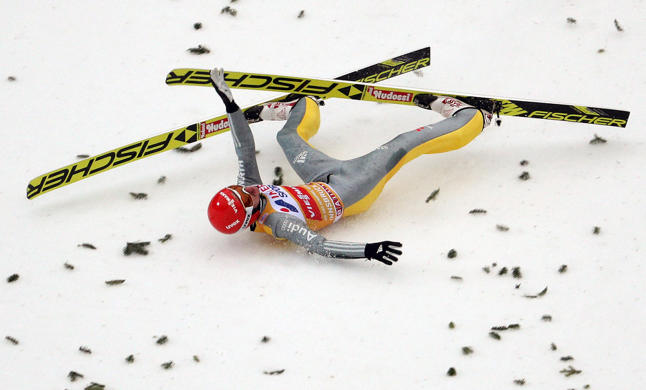 Richard Freitag je doživio težak pad (Foto: EPA-EFE)
