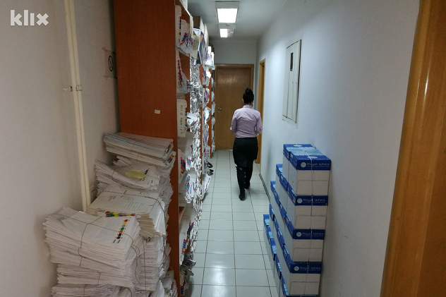 Arhiv iz Odjela za zemljišnoknjižne poslove Općinskog suda u Tuzli (Foto: Klix.ba)