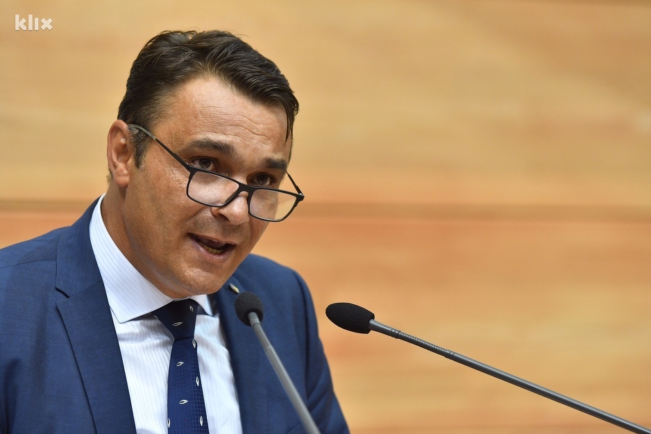 Sadik Ahmetović (Foto: Klix.ba)