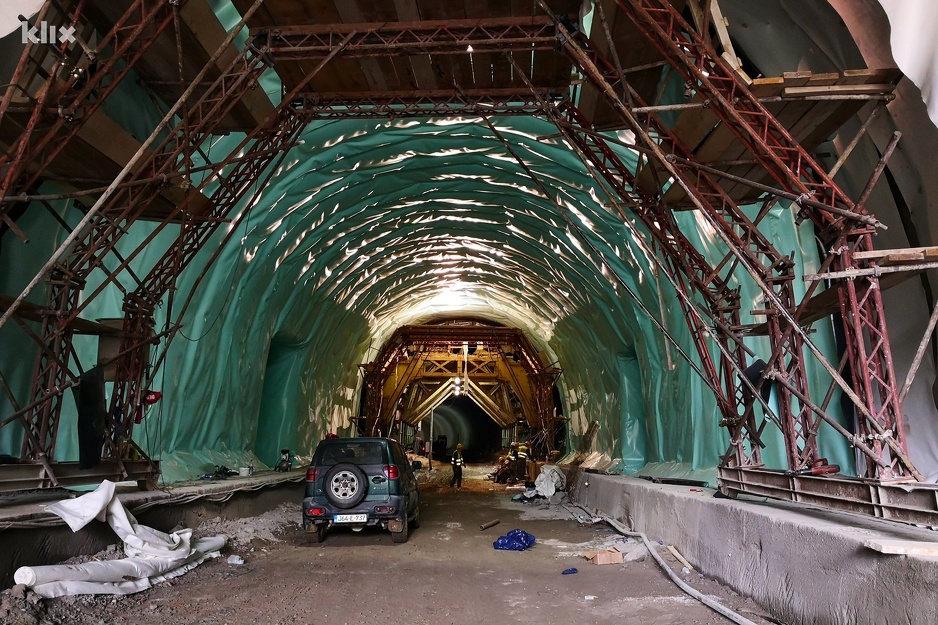 Ulaz u desnu projektnu cijev tunela Pečuj (Foto: E. M./Klix.ba)