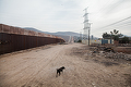 Američka vojska postavlja betonsku ogradu na granici sa Meksikom 181028102.2_th
