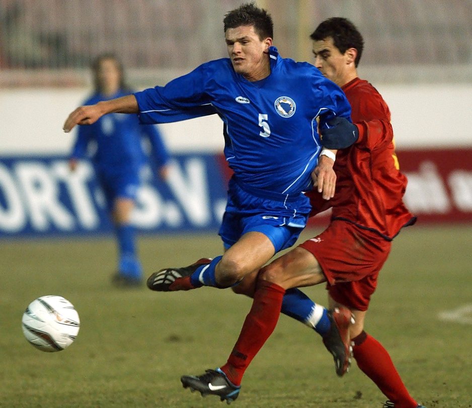 Zlatan Bajramović u dresu nogometne reprezentacije BiH.