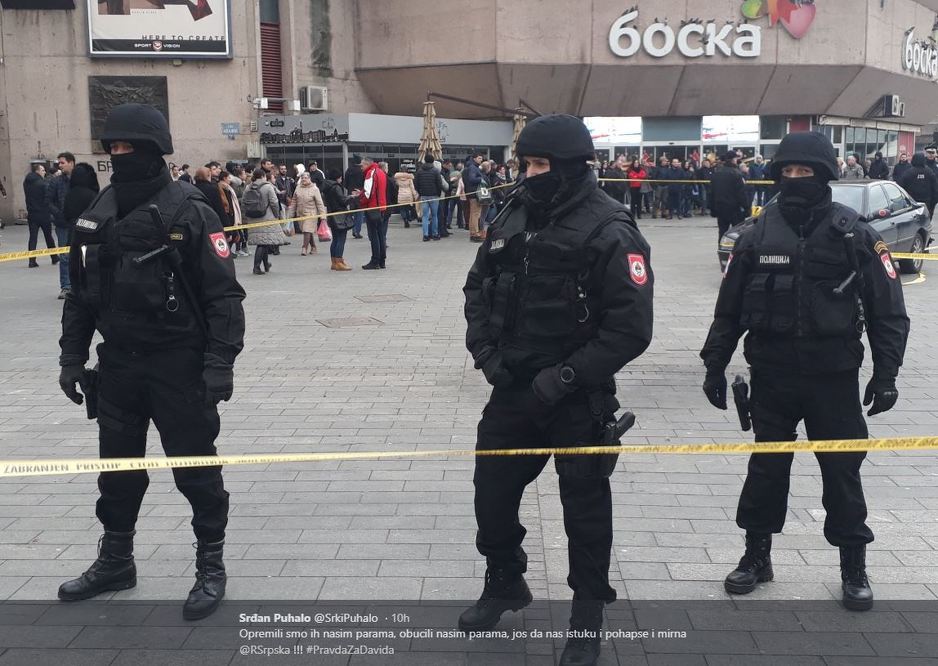 Opremili smo ih našim parama, obučili našim parama, još da nas istuku i pohapse i mirna RS