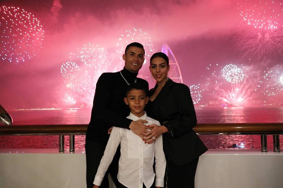 Foto: Cristiano s porodicom ( Instagram)