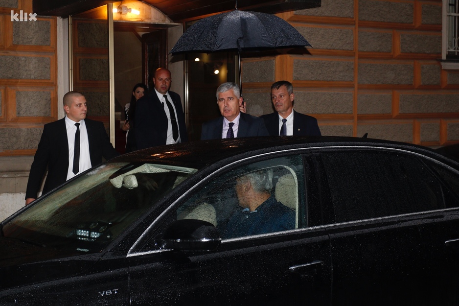 Dragan Čović napušta Predsjedništvo BiH do je obnašao funkciju (Foto: Klix.ba)